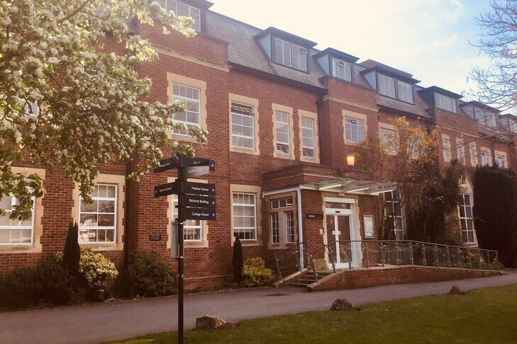 St Luke's library